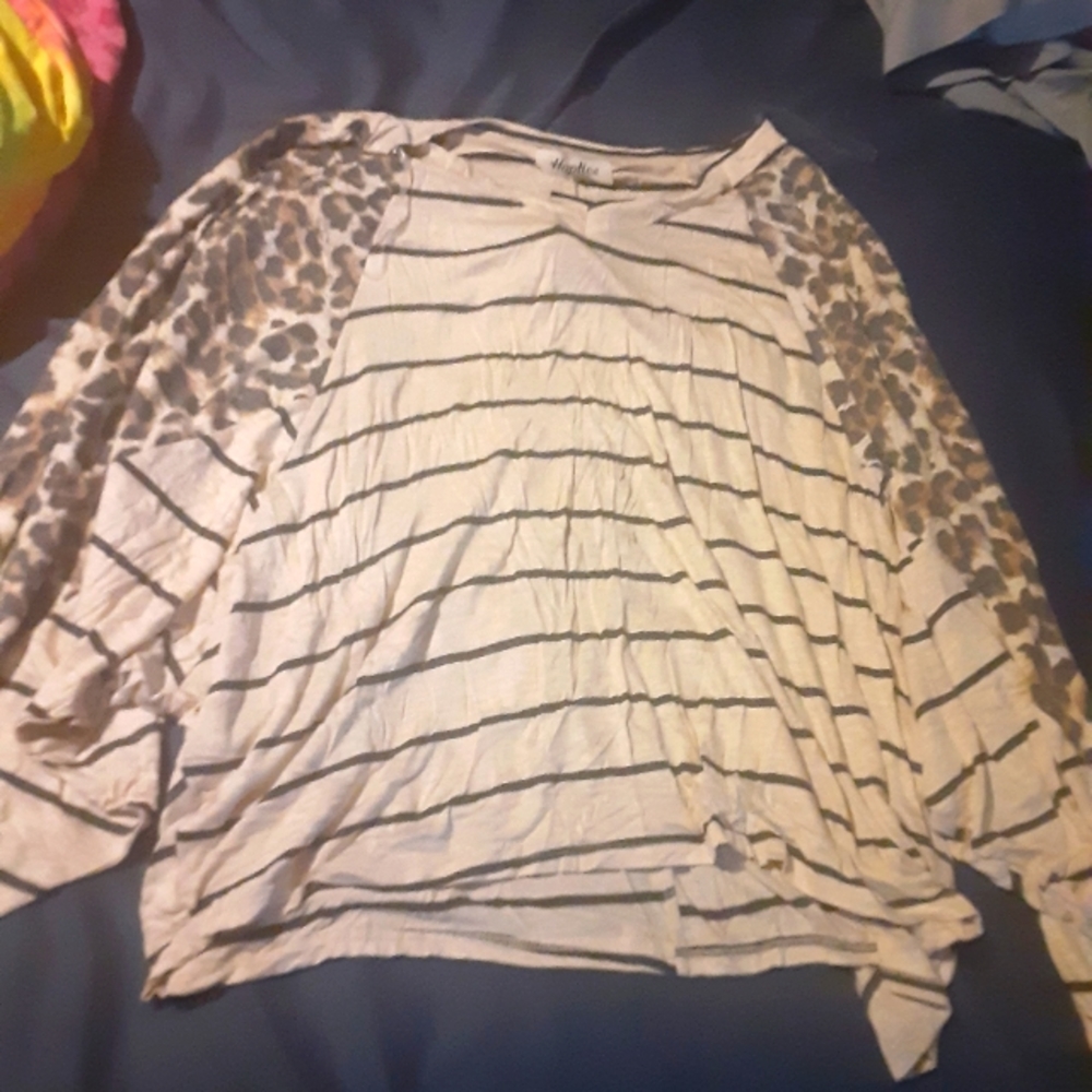 COPY - Striped batwing top with leopard